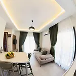 Hotel Derin 2*
