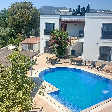 Derin Hotel