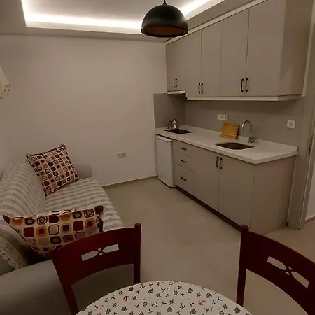 Derin Hotel
